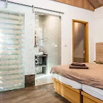 Horse House Ivinj Villa *