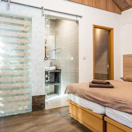 Horse House Ivinj Villa *