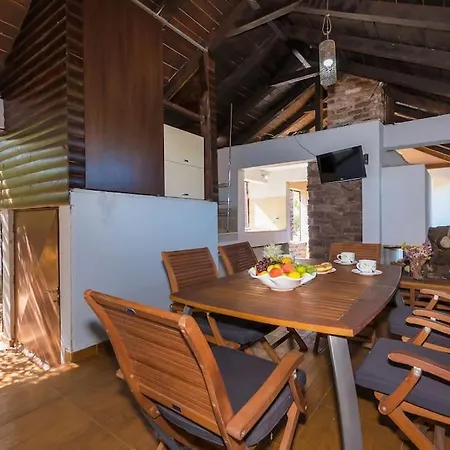 Horse House Ivinj Villa *