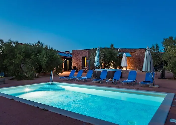 Horse House Ivinj ティスノ