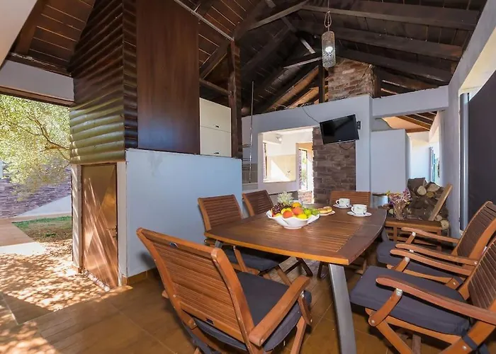 Horse House Ivinj ヴィラ *